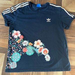 ADIDAS FLORAL T-SHIRT